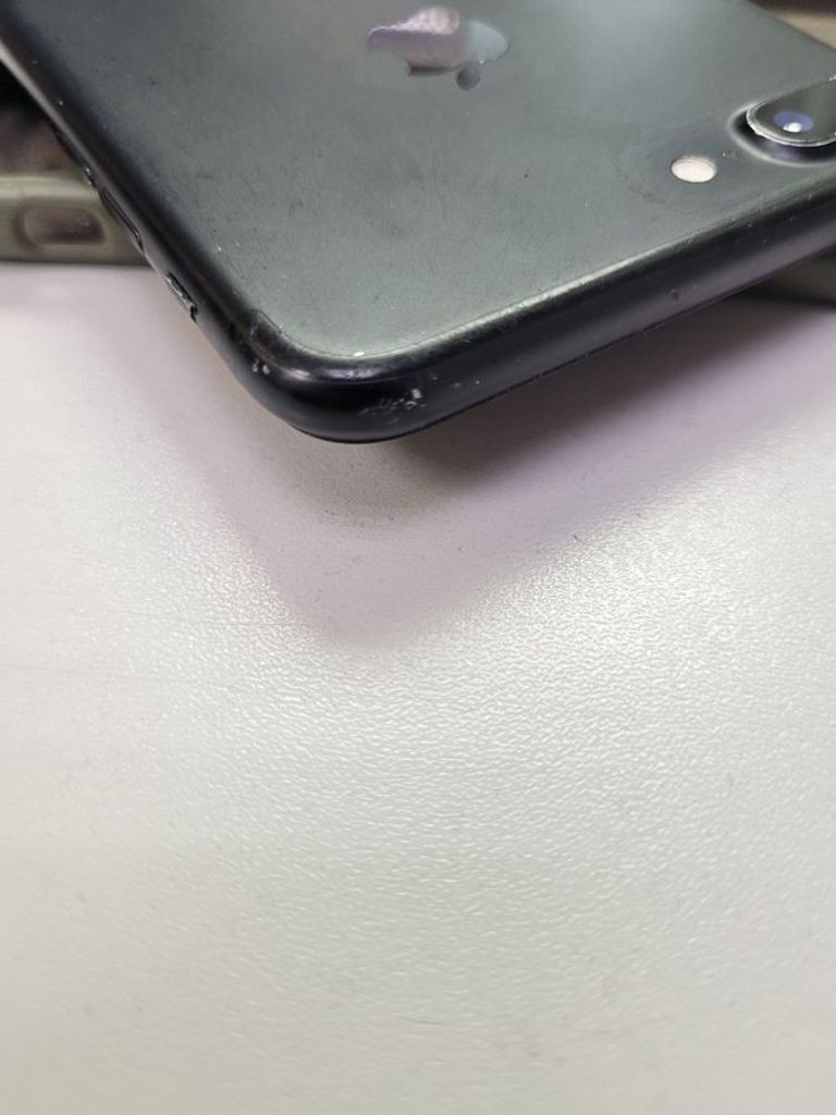 Розпродаж Apple iphone 7 plus 32gb, продавець Техноскарб