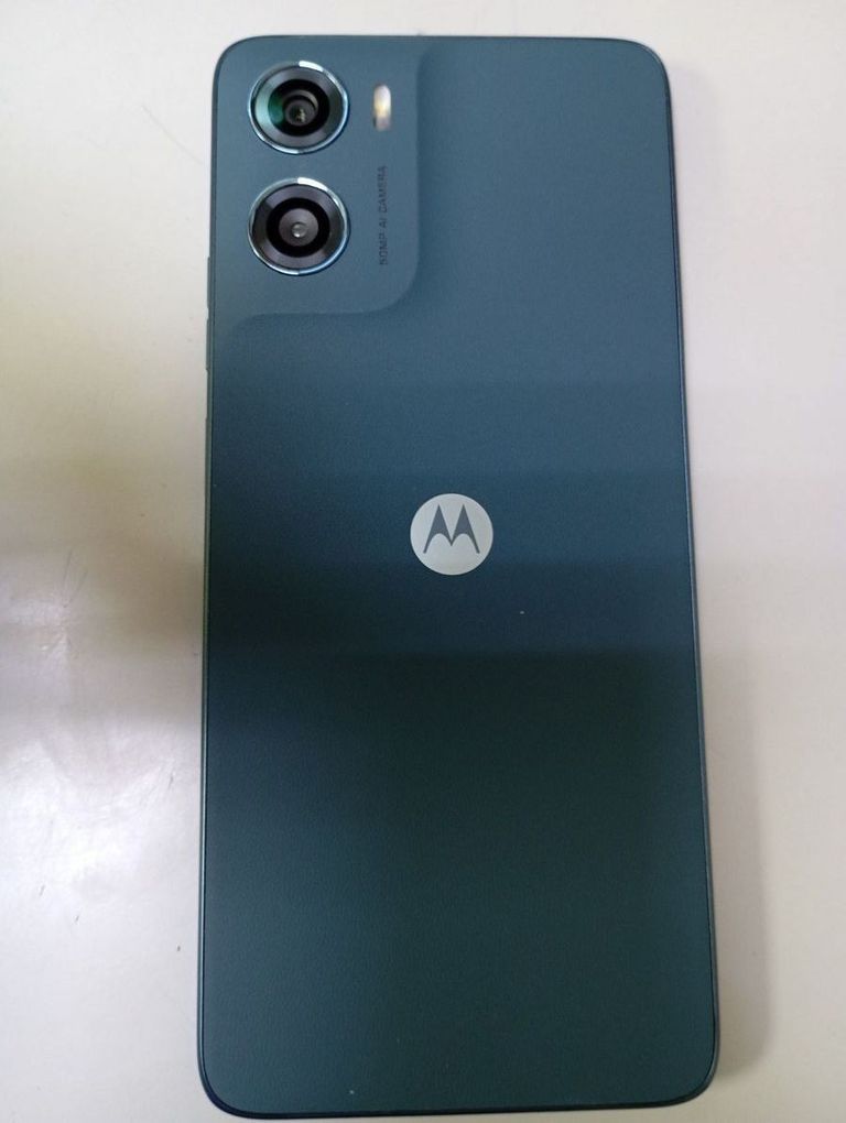Объявление Motorola moto g06 4g 4/64gb tendril Б/У
