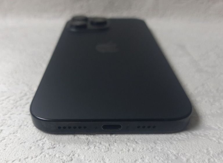 Apple iphone 16 pro max 512gb Код:01-200904786. Зображення 6