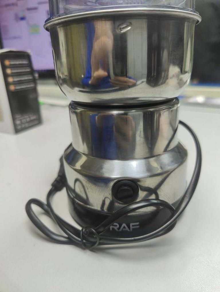 Купити  Кавомолка RAF R-7113 потужна роторна, електричний подрібнювач, з нержавіючої сталі 150 Вт Б/У