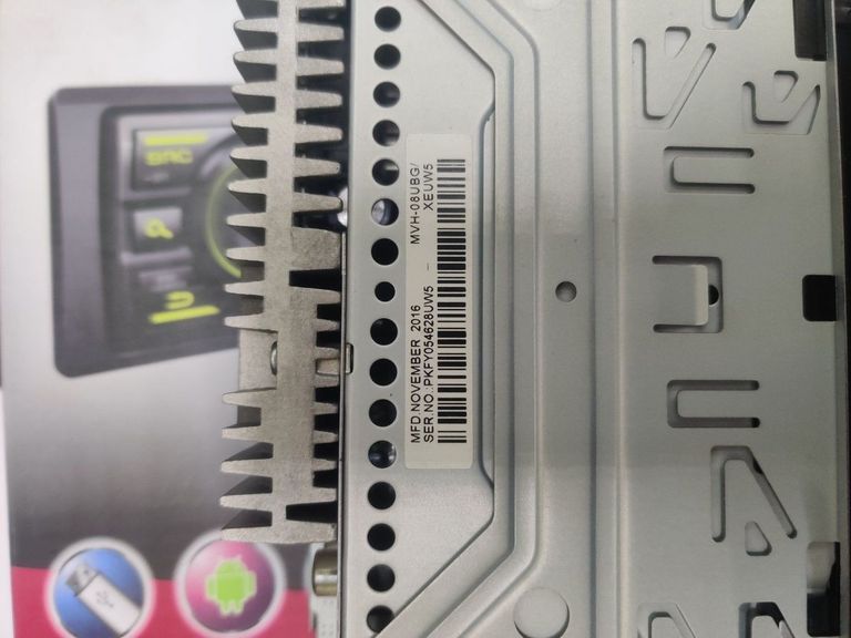 Дешево Pioneer MVH-08UBG з ломбарду