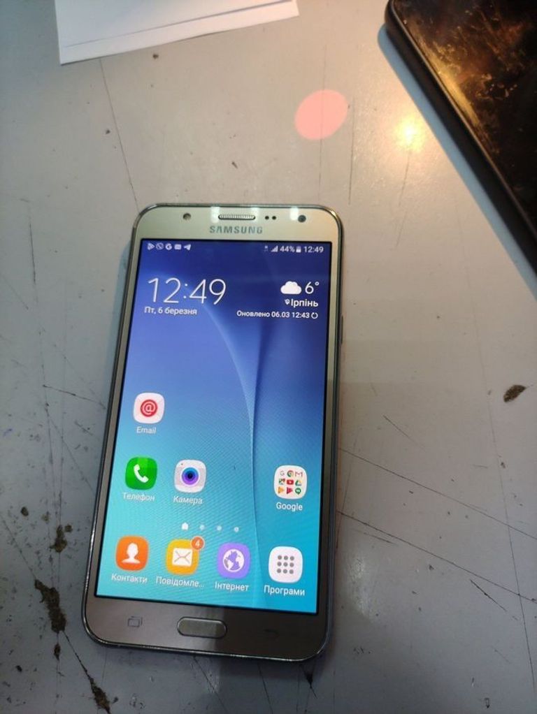 Дешево Samsung j700h galaxy j7 16gb з ломбарду
