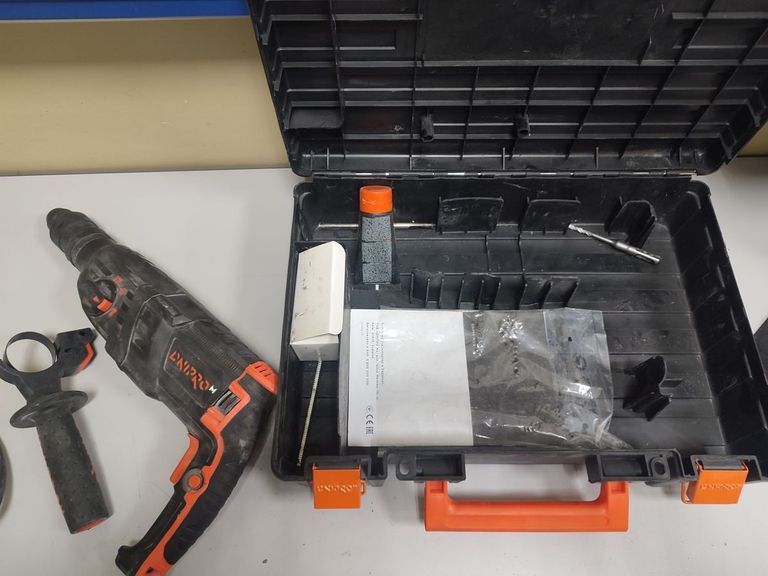 Дешиво Dnipro-M rh-100q с ломбарда