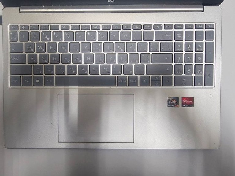 Оголошення Hp екр 15,6 / ryzen 5 7520u / ram8gb / ssd512gb Б/У