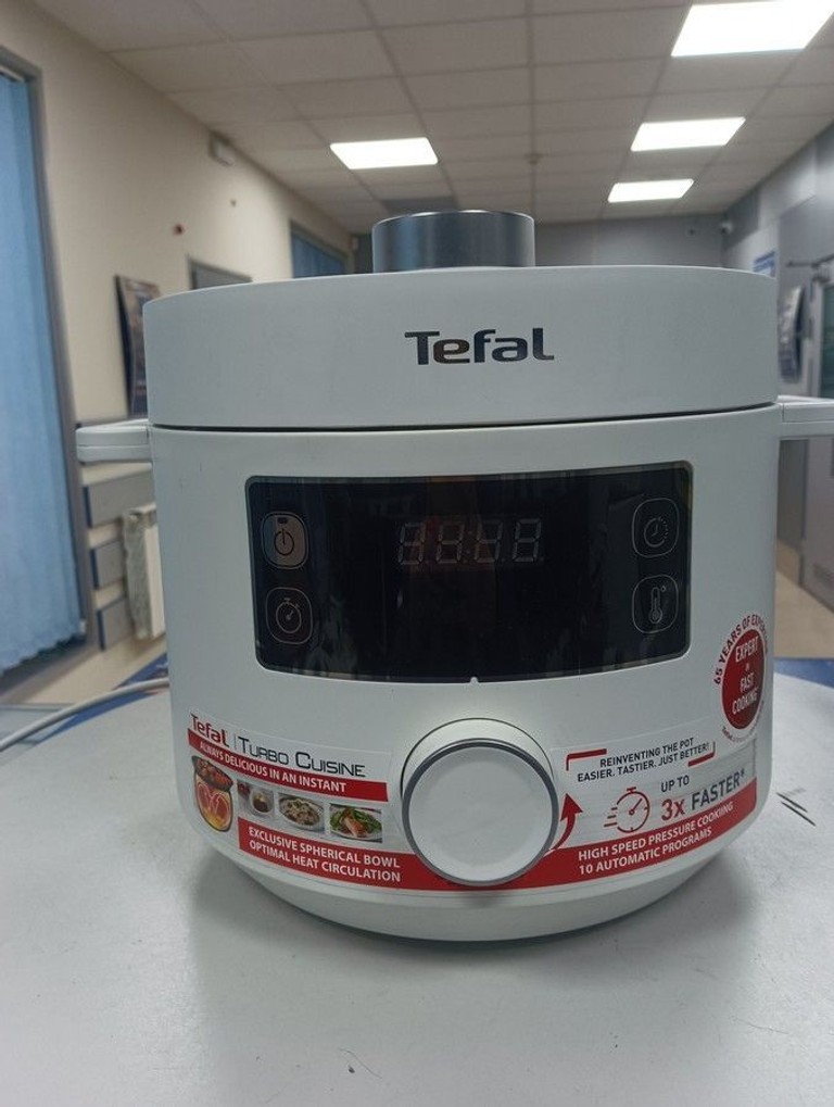 Купить Tefal TURBO CUISINE CY754130 Б/У