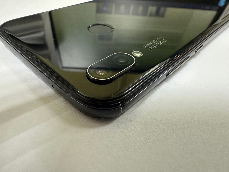 Huawei p20 lite 4/64gb Код:01-200927672. Зображення 7