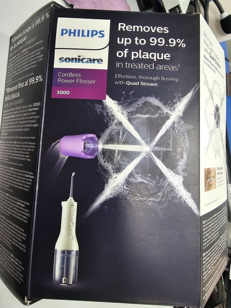 Купить Philips Sonicare Cordless Power Flosser 3000 HX3826/31 Б/У