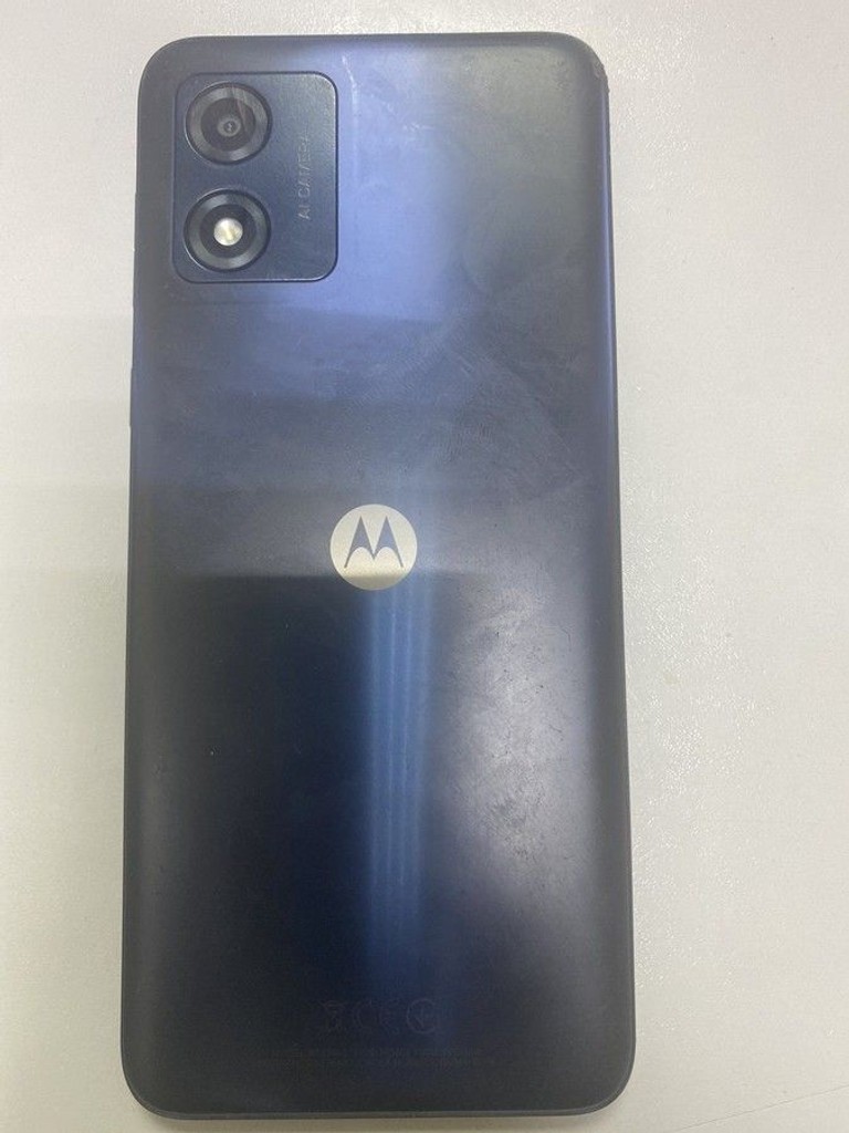 Дешево Motorola moto e13 2/64gb з ломбарду