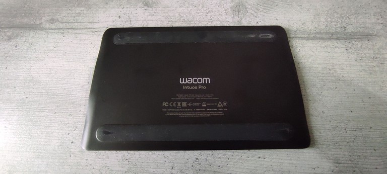 Оголошення Wacom intuos pro s pth-460 Б/У