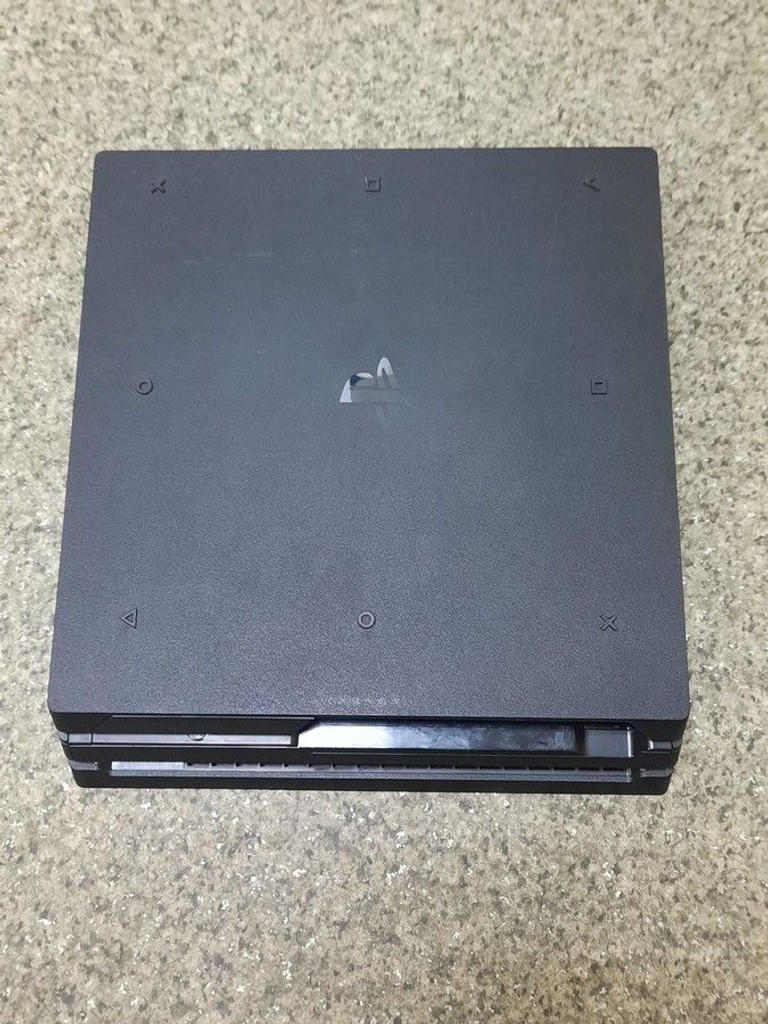 Дешево Sony playstation 4 pro 1tb з ломбарду
