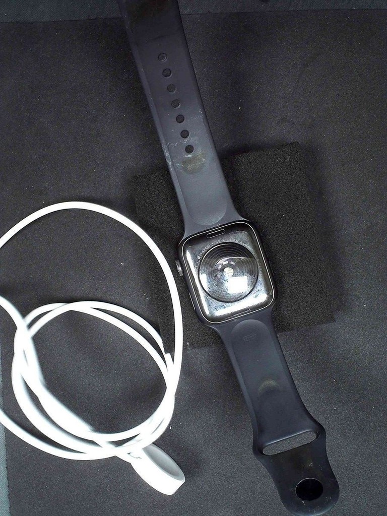 Apple watch se gps 44mm aluminum case Код:01-200986171. Зображення 10