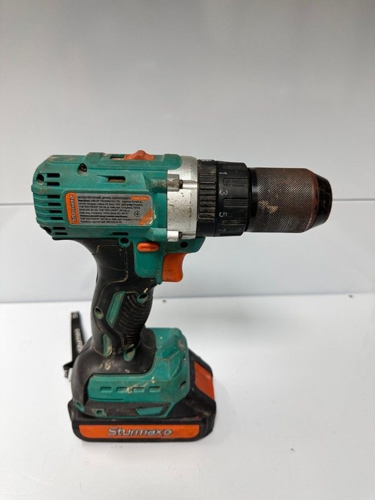 Оголошення Sturmax CDM3220BLI Б/У