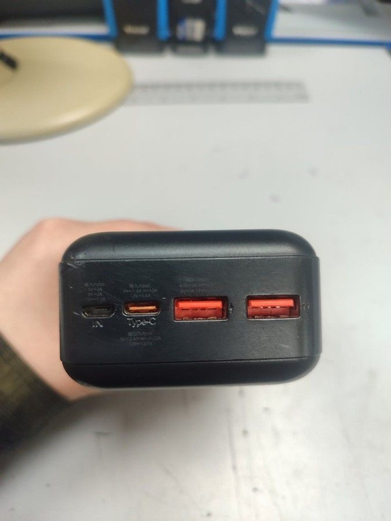 Дешево Hoco J91B 30000mAh Black з ломбарду