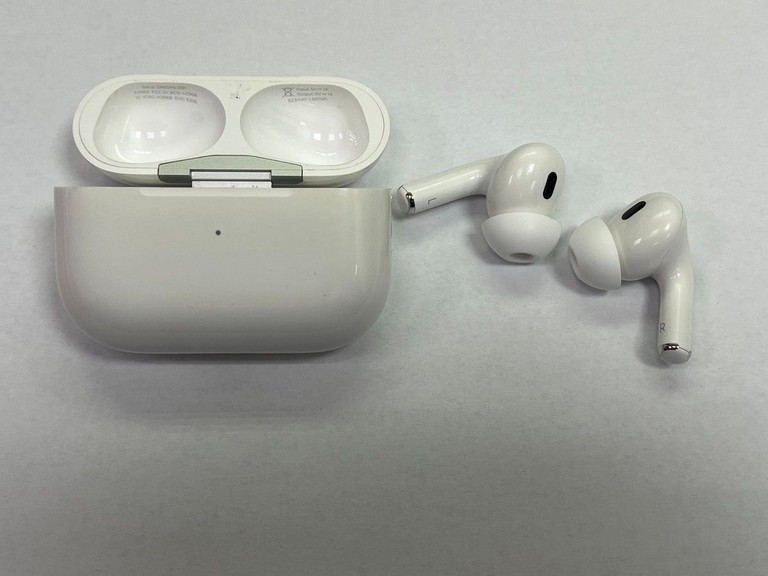 Распродажа Apple airpods pro 2nd generation with magsafe charging case usb-c, продавец Техноскарб