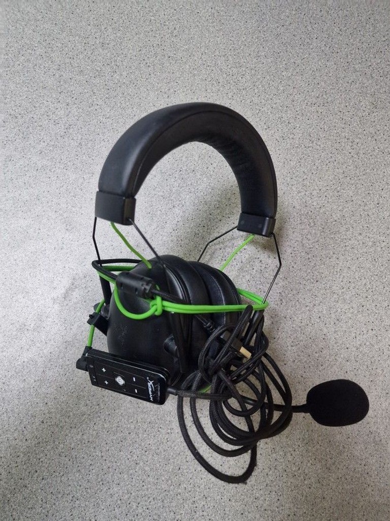 Купити Razer blackshark v2 x rz04-03240100-r3m1 Б/У