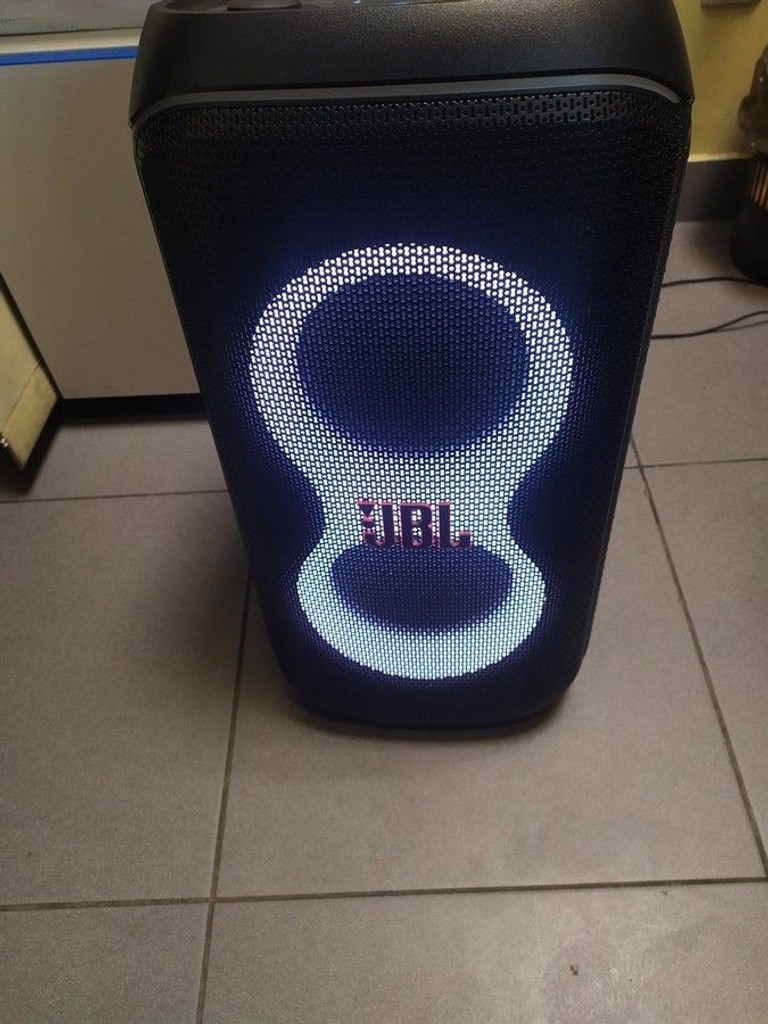 Купить Jbl partybox club 120 Б/У