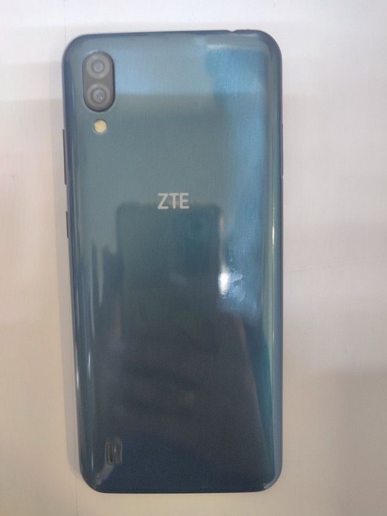 Купить Zte Blade A5 2020 2/32GB Blue Б/У