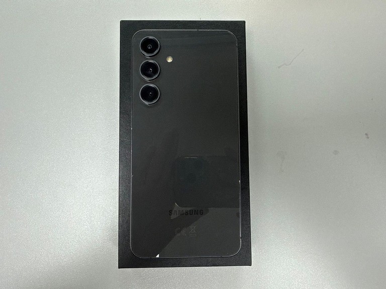 Купити Samsung galaxy s24 fe 8/256gb Б/У
