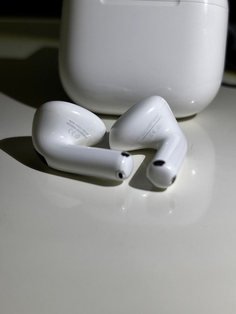 Apple airpods 4 Код:01-201056006. Зображення 12