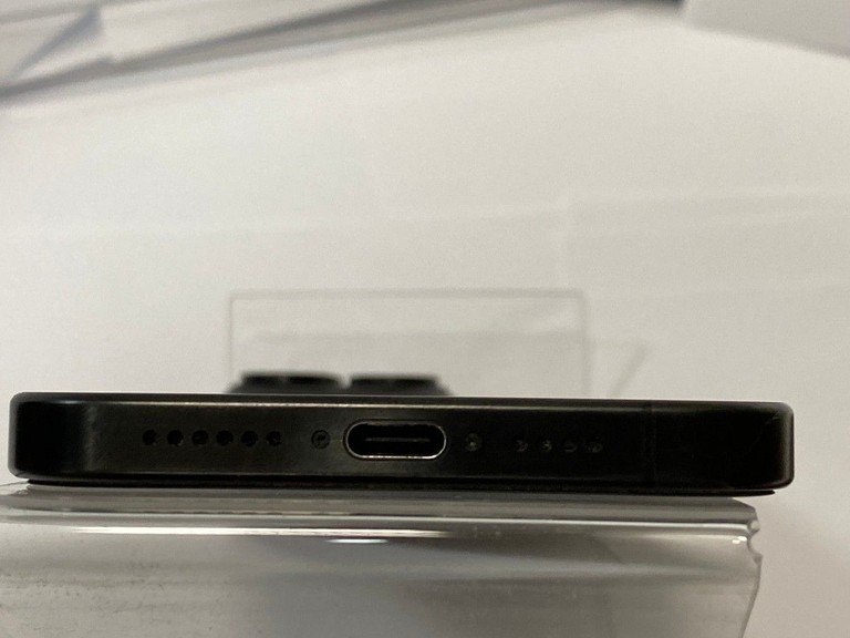 Apple iphone 15 pro max 256gb Код:01-201077856. Зображення 7
