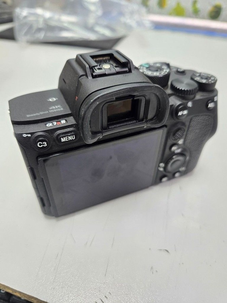 Дешиво Sony alpha a7r iv body с ломбарда