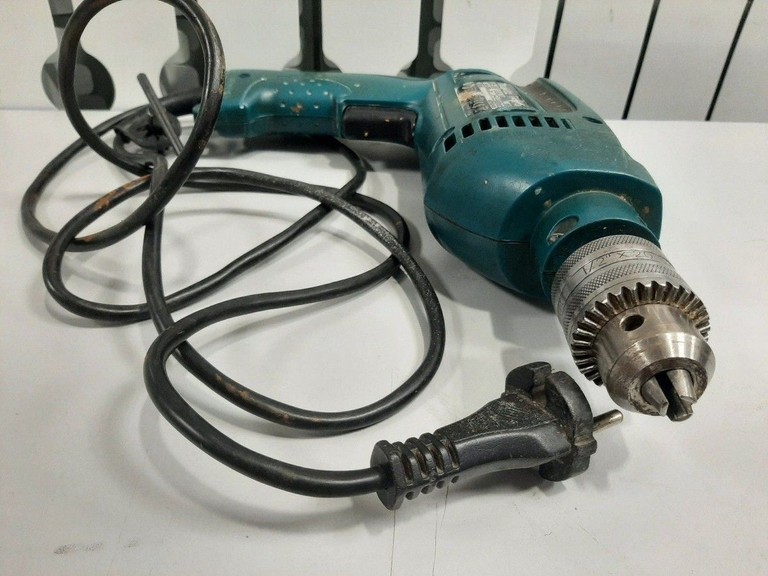 Распродажа Makita HP1640, продавец Техноскарб