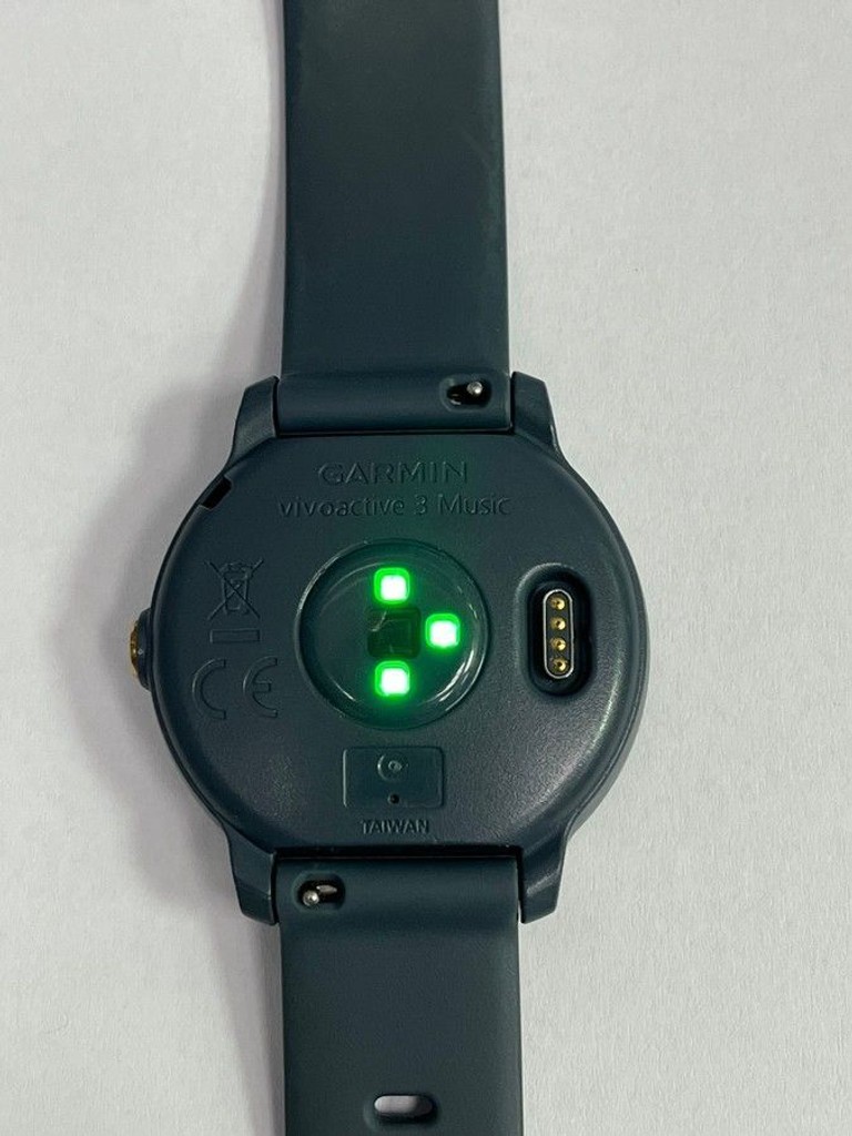 Дешево Garmin vivoactive 3 with hardware з ломбарду