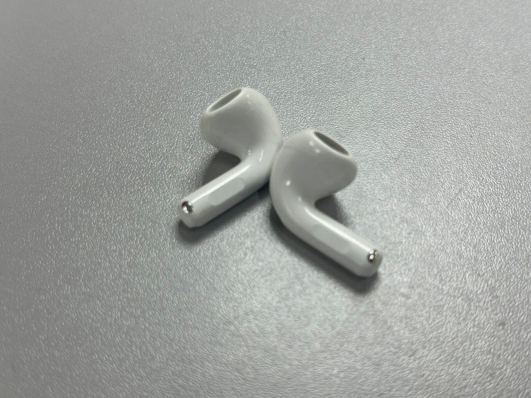 Apple airpods 4 with active noise cancellation Код:01-201123720. Зображення 12
