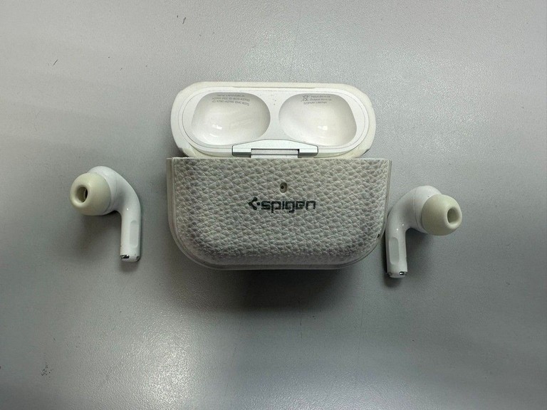 Купити Apple airpods pro 2nd generation Б/У