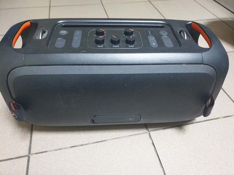 Купити Jbl partybox on the go essential Б/У