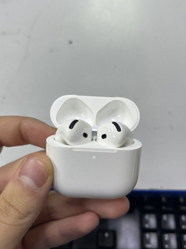 Оголошення Apple airpods 4 Б/У