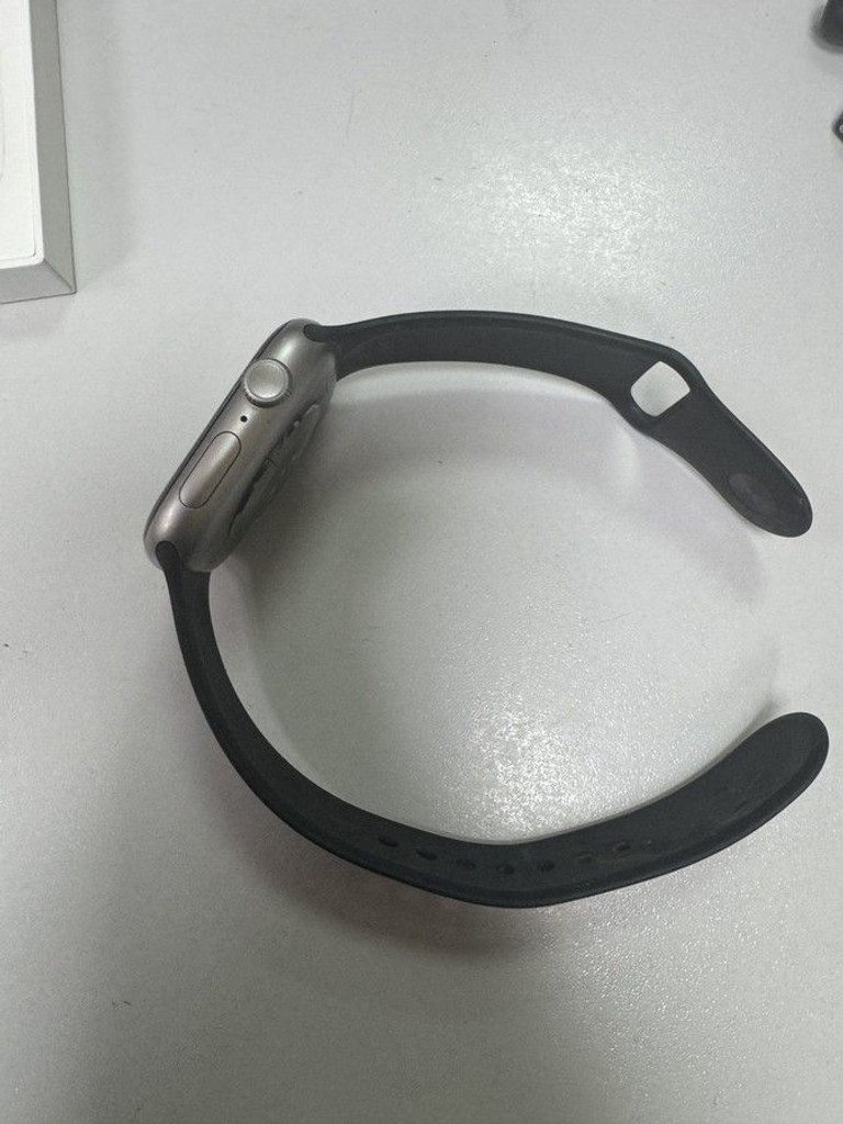 Оголошення Apple watch series 11 gps + cellular 46mm alu. case Б/У