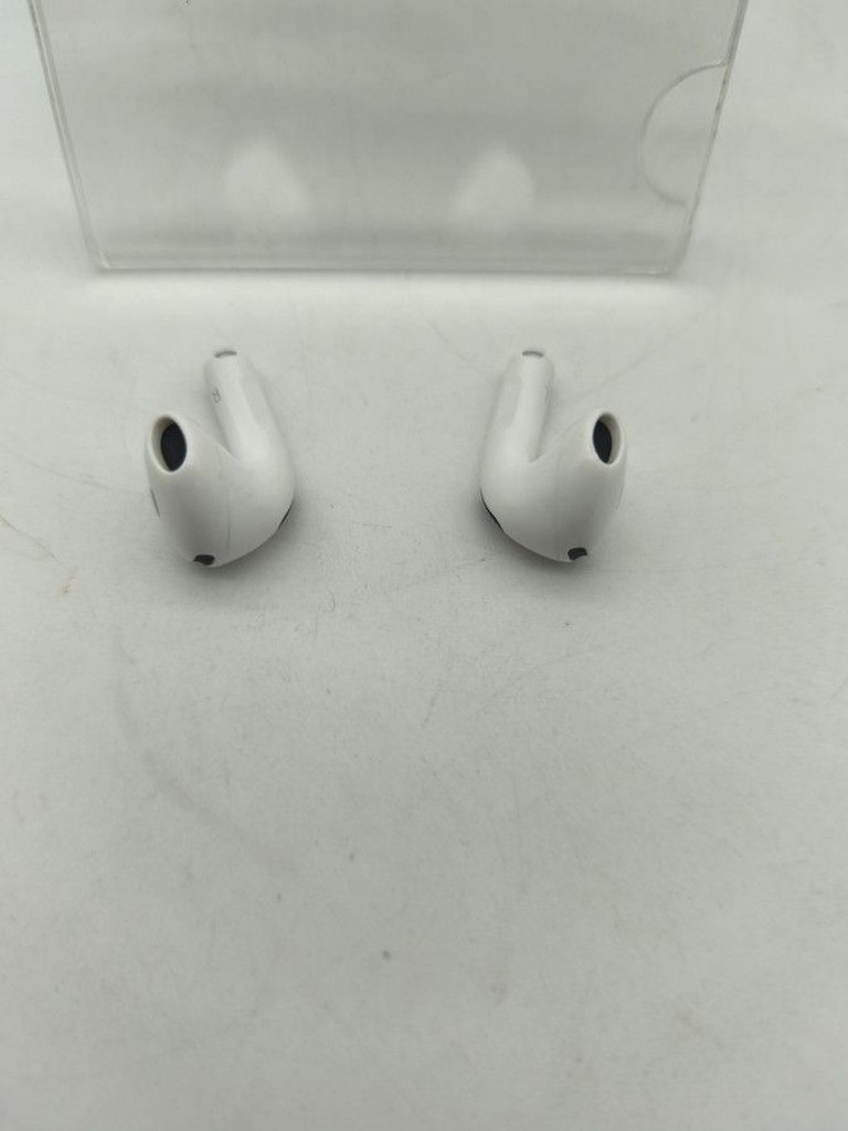Apple airpods 4 with active noise cancellation Код:01-201160366. Изображение 5