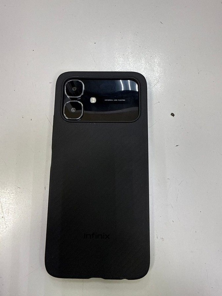 Дешиво Infinix Smart 20 4/64GB Shadow Black с ломбарда