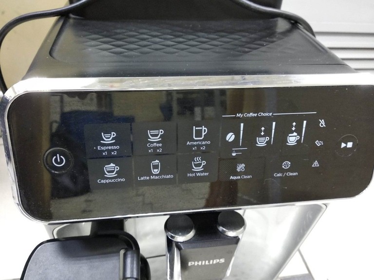 Дешиво Philips Series 3200 EP3243/50 с ломбарда