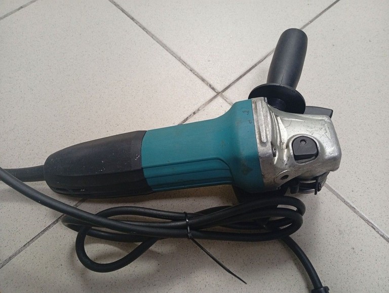 Купить Makita GA4530 Б/У