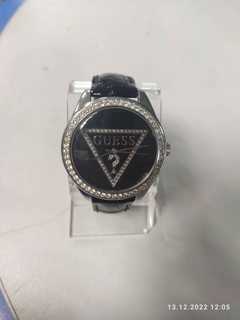 Guess w65006l2