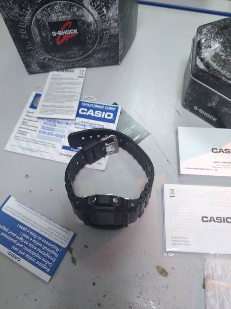 Casio dw-5600bb