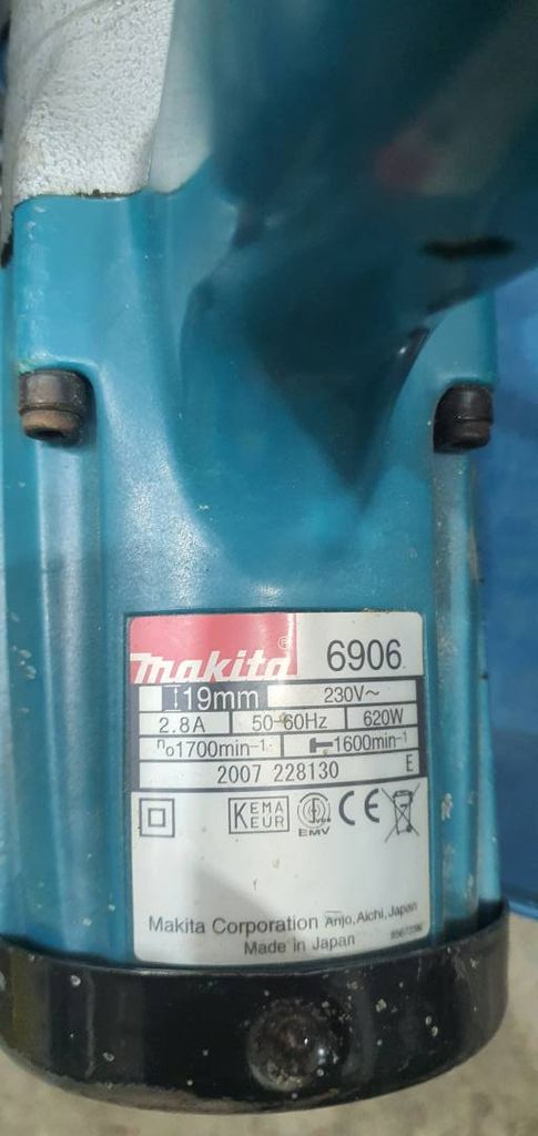 Makita 6906