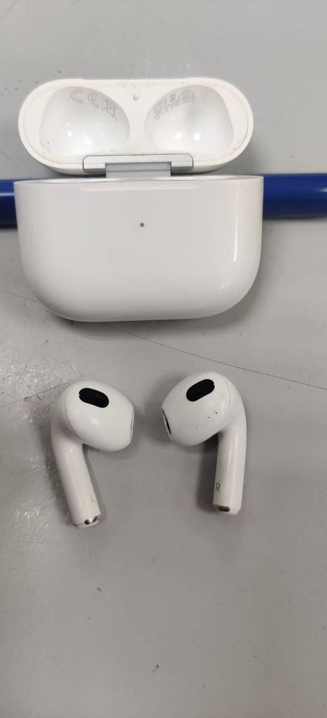 Apple airpods 3rd generation