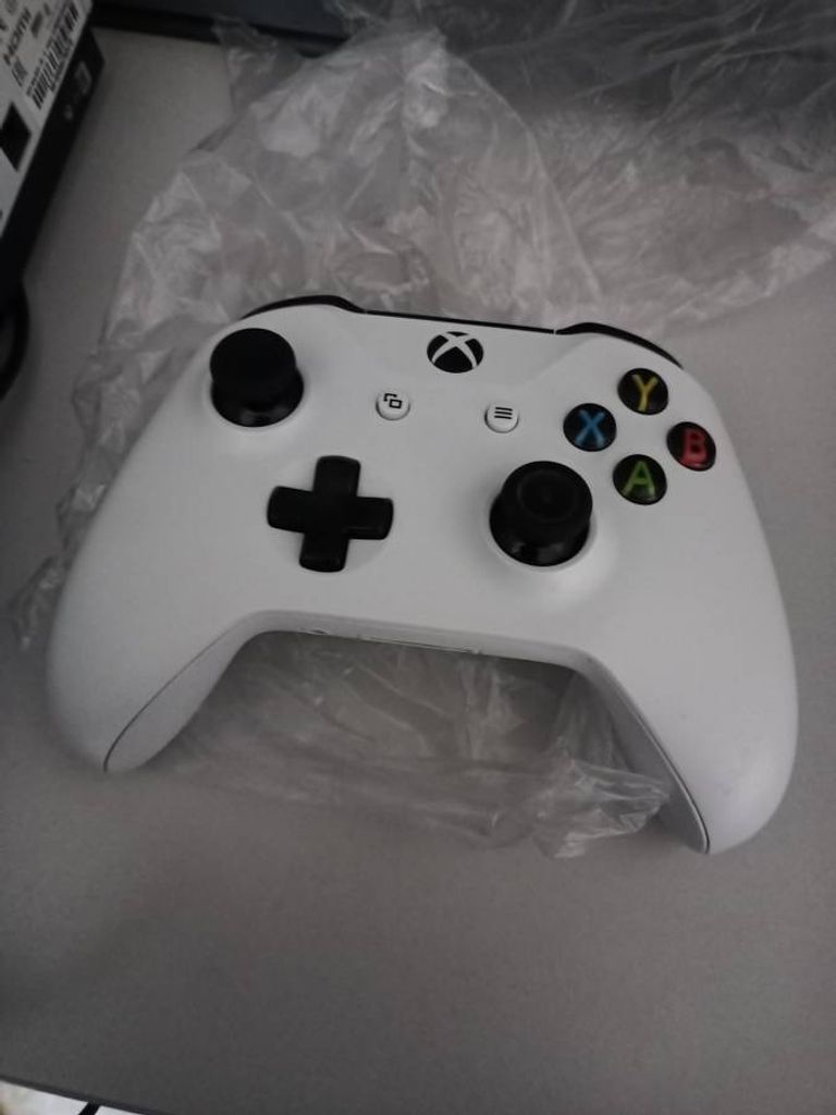 Дешиво Microsoft Xbox One S 1TB с ломбарда