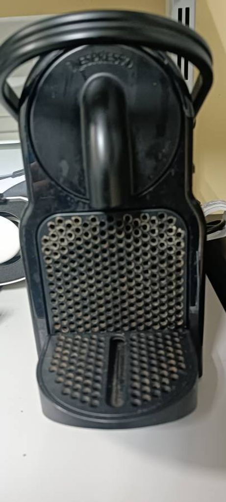 Купити Delonghi Nespresso Inissia EN 80.B Б/У