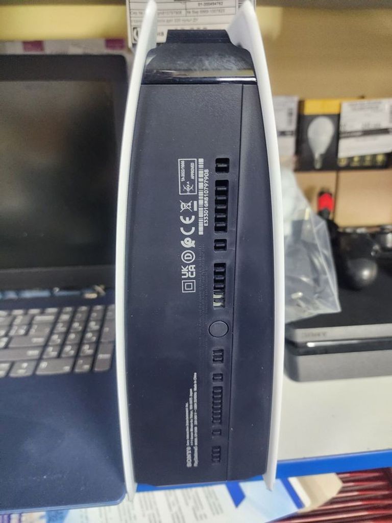 Дешево Sony PlayStation 5 Digital Edition 825GB з ломбарду