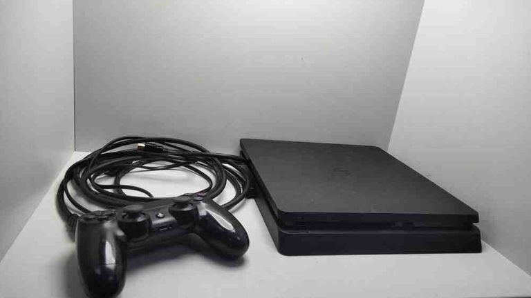 Купити Sony ps 4 slim cuh-2208b 1tb Б/У