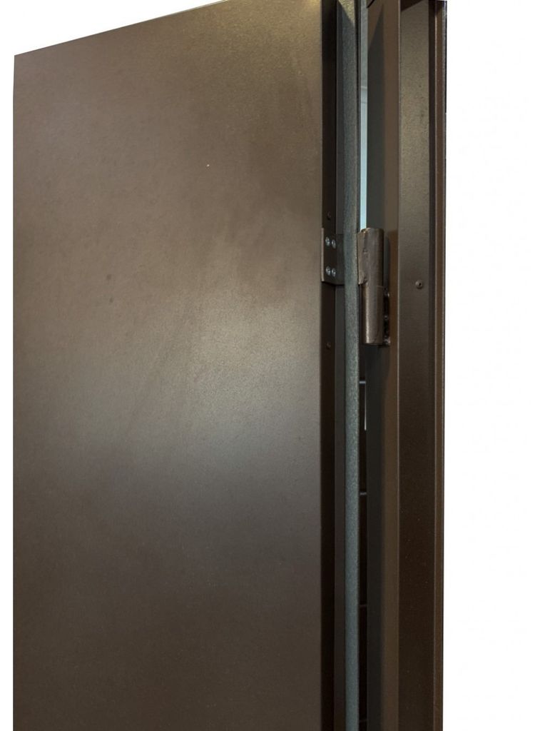 Дешево  Коричневі технічні двері "Технічка" – від МСМ з ломбарду