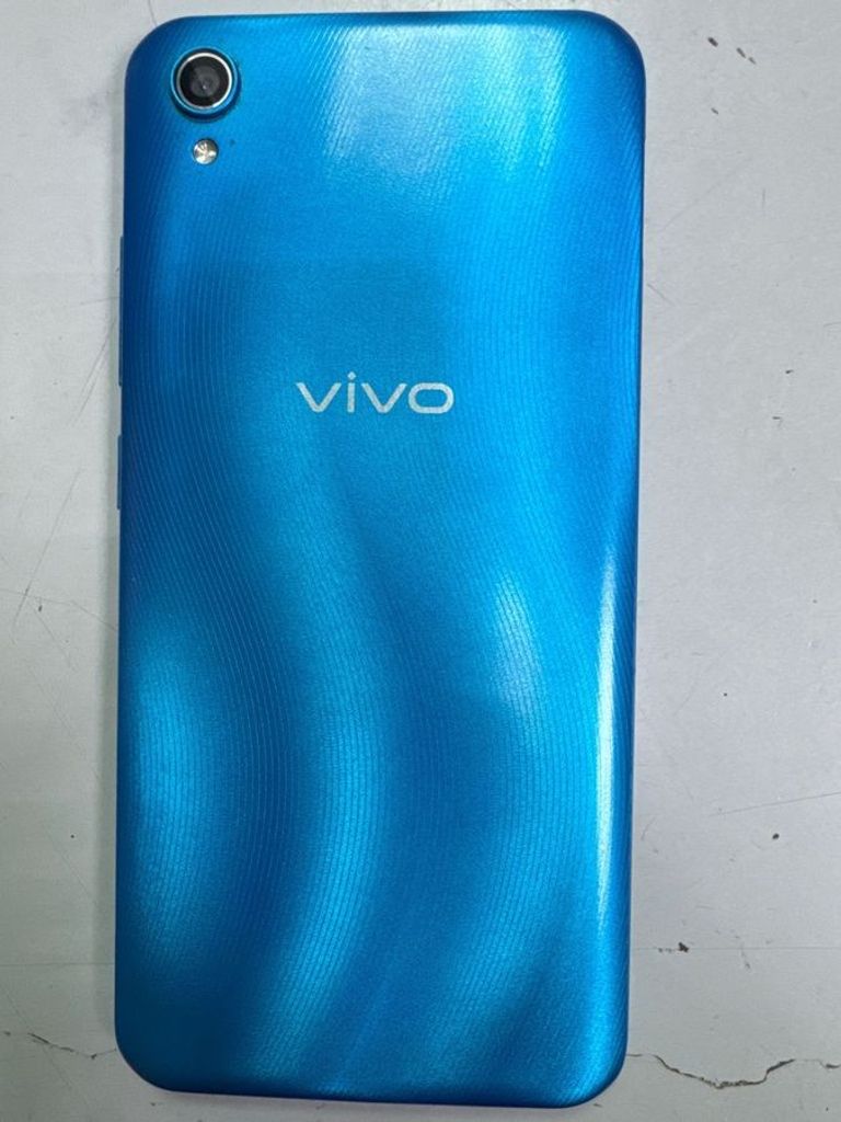 Дешиво Vivo vivo 2015 y1s 2/32gb с ломбарда