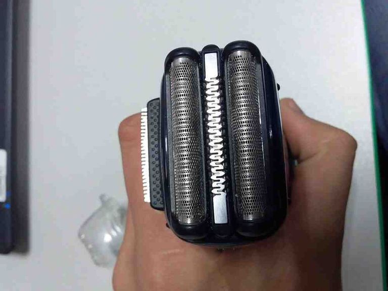 Дешево Braun 330 Series 3 (330s-4) з ломбарду