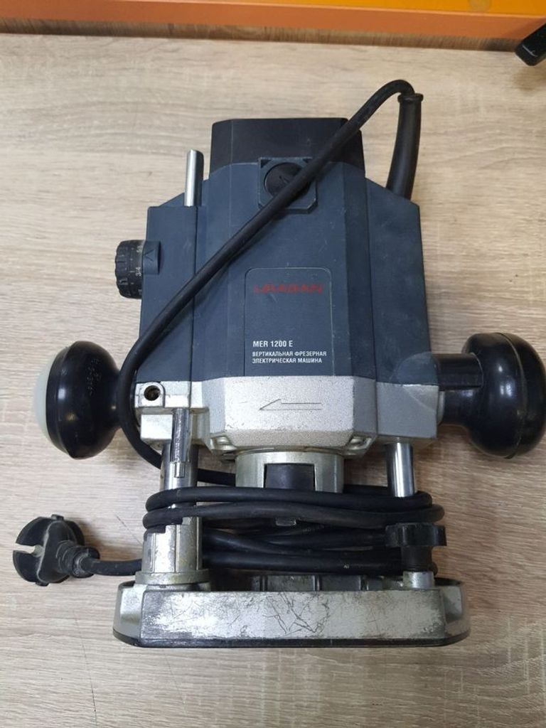 Купити Uragan mer1200 e Б/У