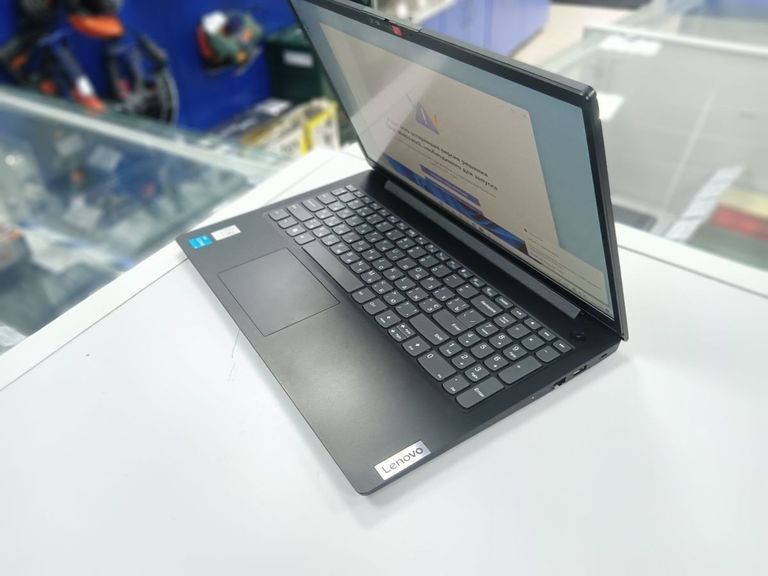 Дешиво Lenovo 15/core i3-1315u ddr5/16gb ddr5/ssd 512 gb/*інтегрована с ломбарда
