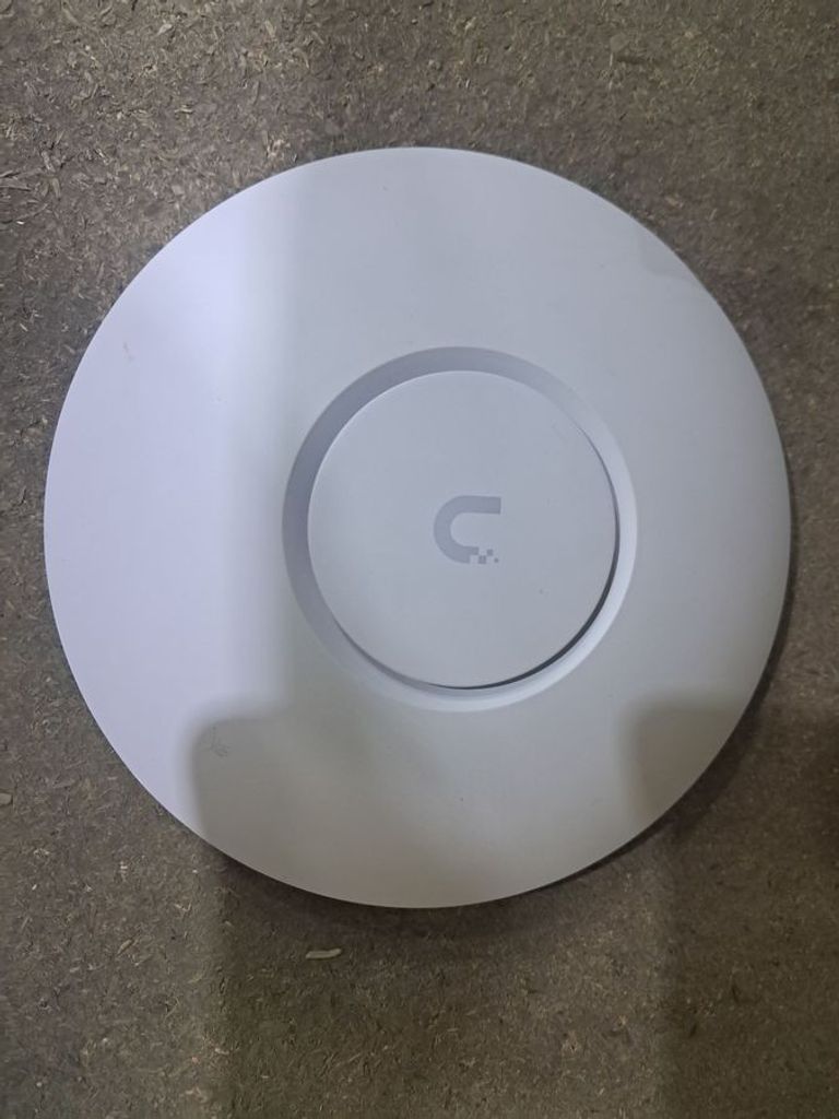 Купить Ubiquiti unifi u6 plus (u6-plus) Б/У